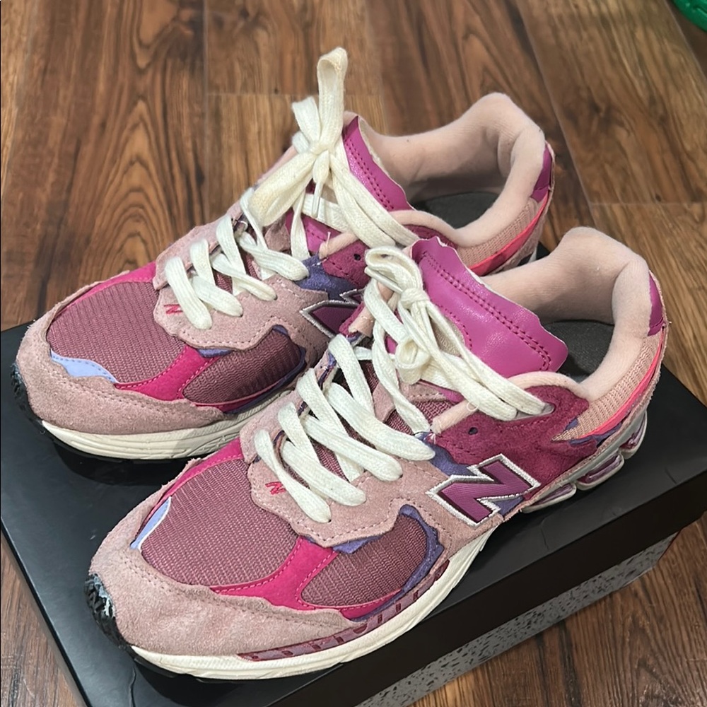 New Balance Pink and White